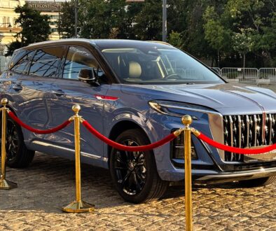 Китайската премиум марка HONGQI показа първите си модели в България