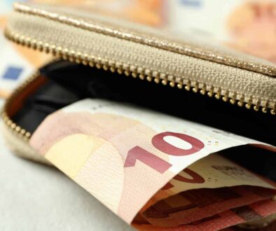 „Инфлационен чек“ от 50 евро за 550 хил. българи