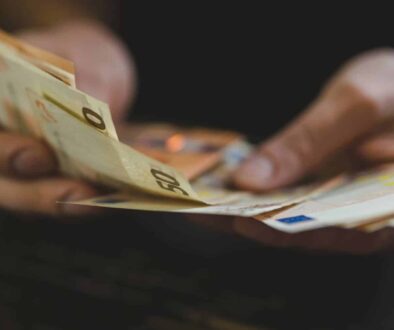 България влиза в решаващия етап от подготовката на Бюджет 2027 с дефицит от 3.6 млрд. евро към края на септември.