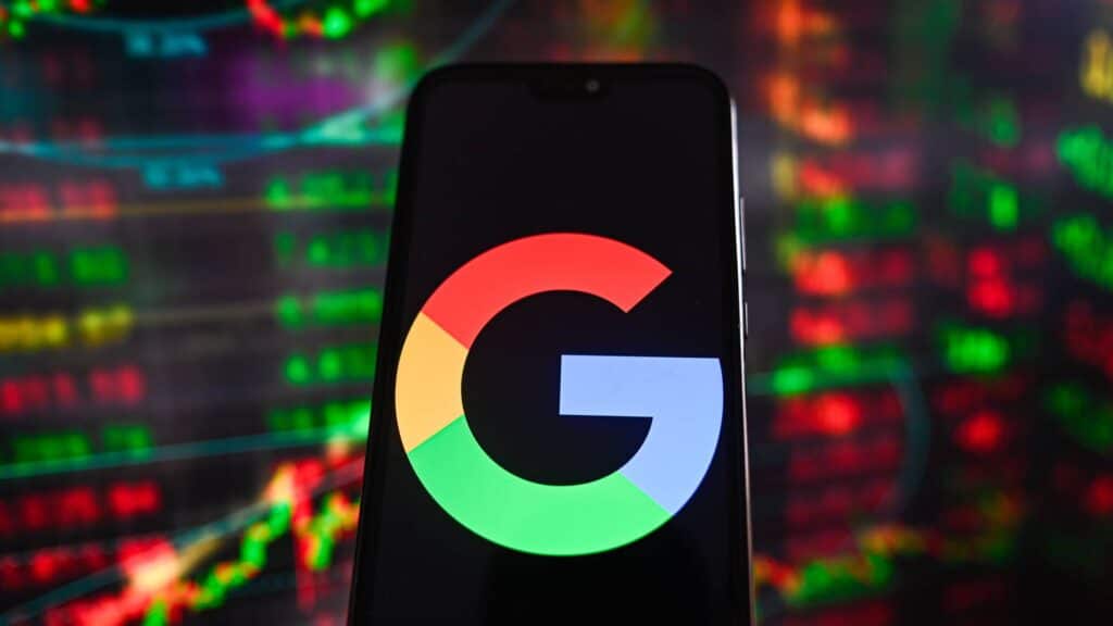 AI трябваше да бъде следващият голям двигател на растежа на Google. Засега обаче той се превръща и в сериозно финансово предизвикателство за Alphabet.