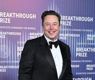 Илън Мъск обеща да даде по една акция на SpaceX на всяко дете в САЩ през 2027 г.