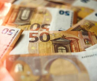 Условията за банково финансиране на бизнеса в еврозоната продължават да се затягат.